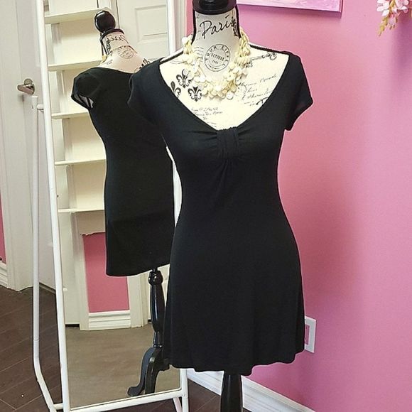 Carmen ๐๐ Black Light Cosy Dress Size S - Picture 2 of 8